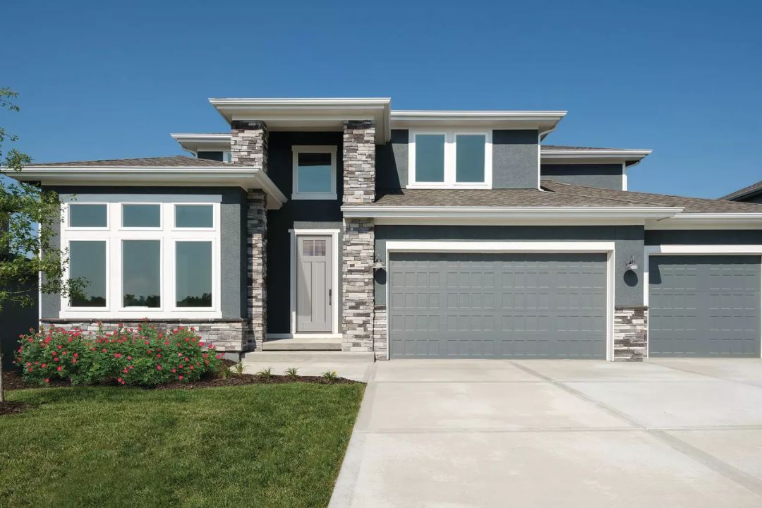 How an Aging Garage Door Affects Your Convenience & Safety