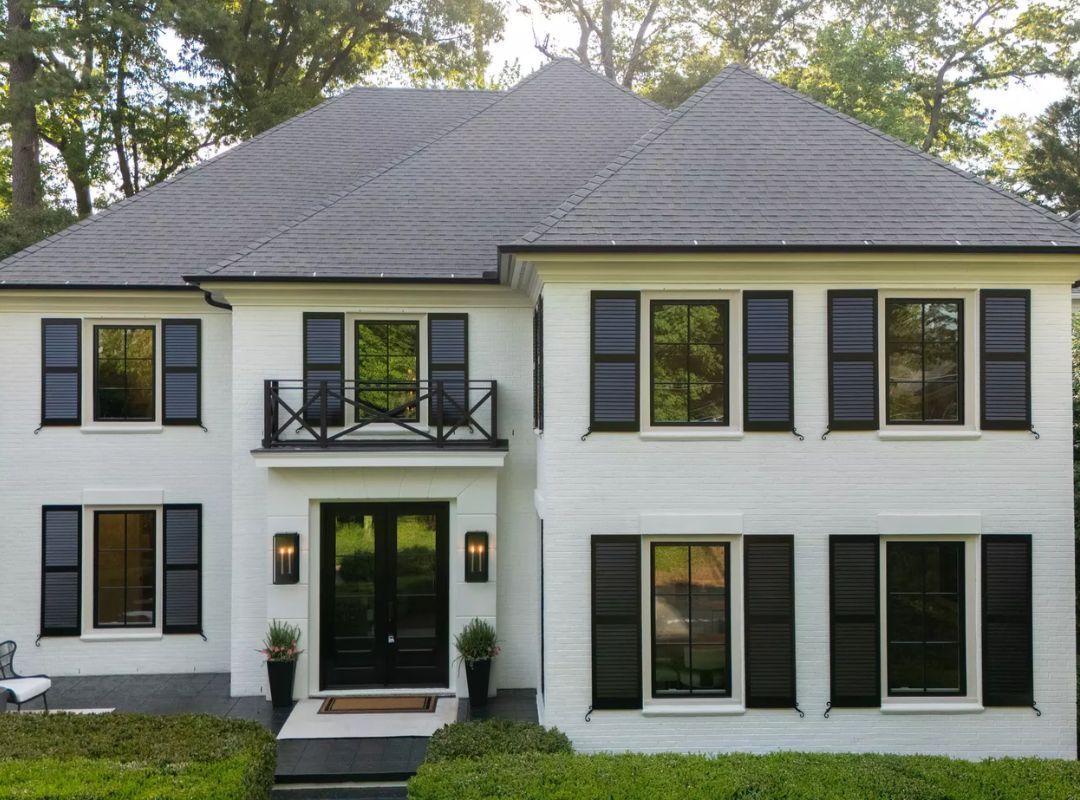 Why Older Terre Haute Homes Often Need Window Replacement